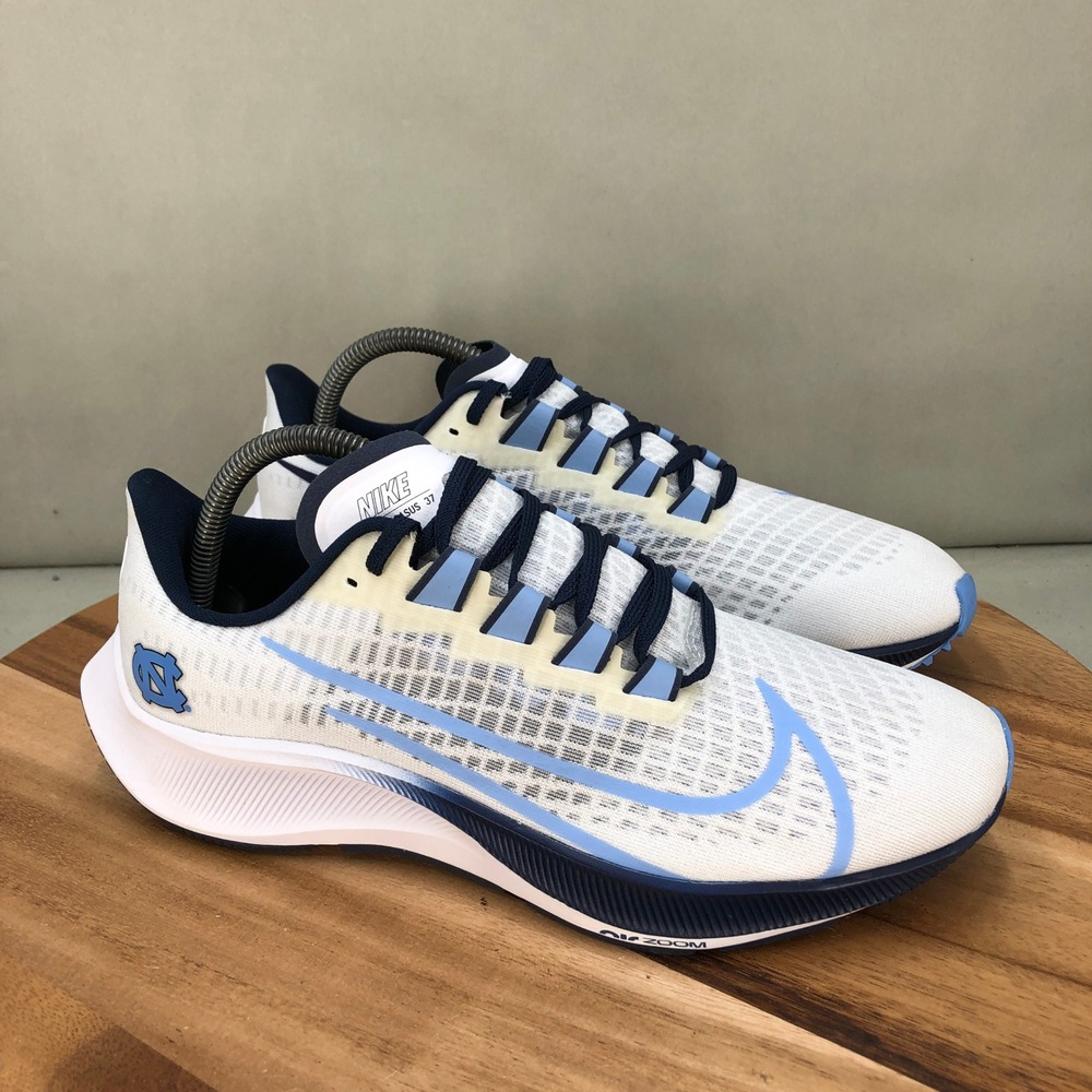 Nike Air Zoom Pegasus 37 UNC Tar Heels Running Shoes Mens 8.5 CZ5395-100 Cushion